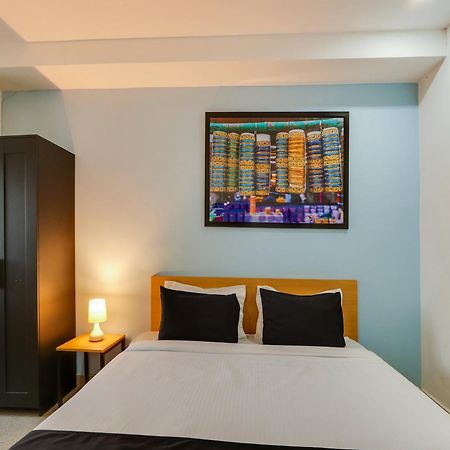 Super Townhouse Qualia Prime Hotel Near Nexus Mall ハイデラバード エクステリア 写真