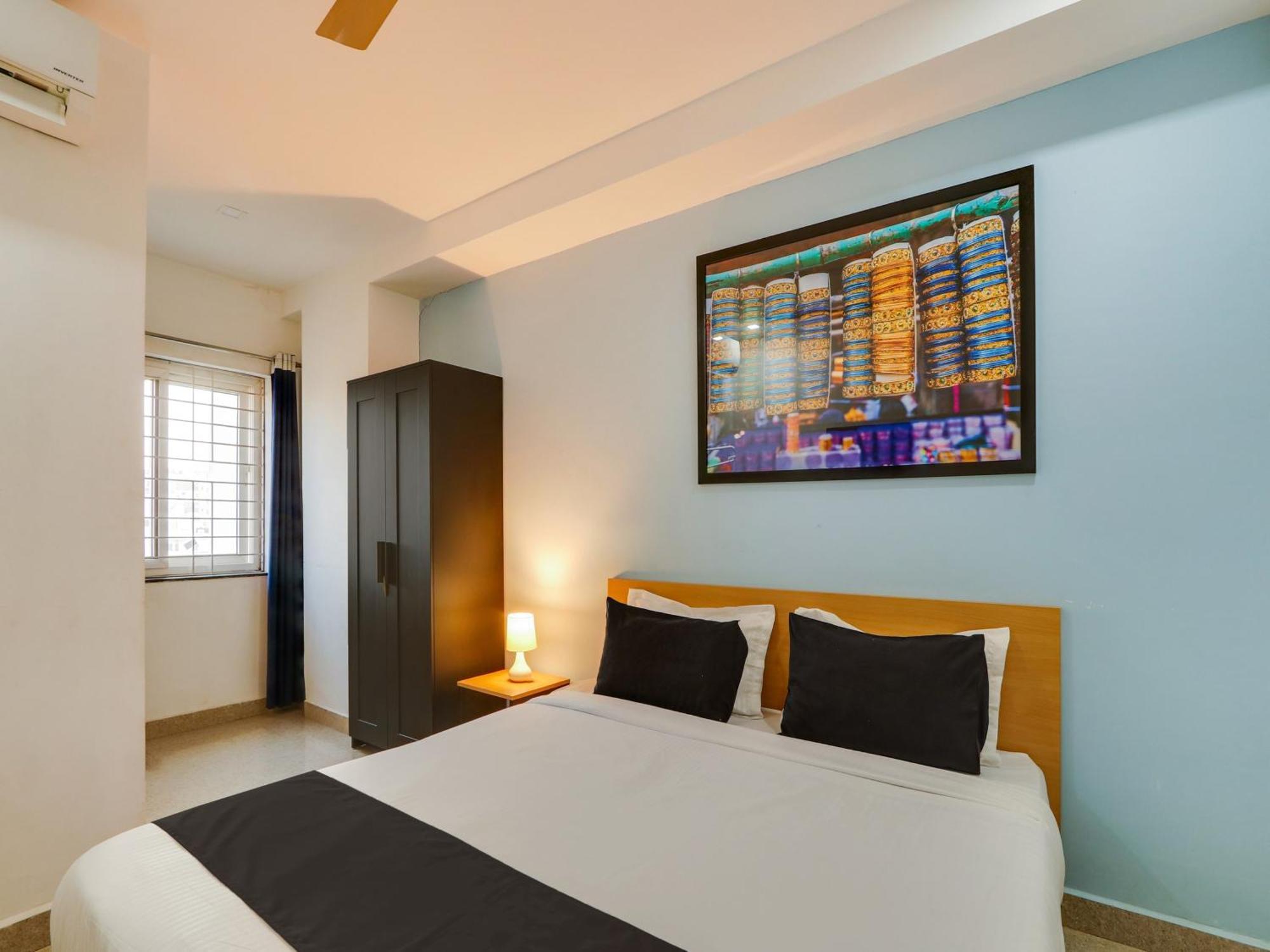 Super Townhouse Qualia Prime Hotel Near Nexus Mall ハイデラバード エクステリア 写真